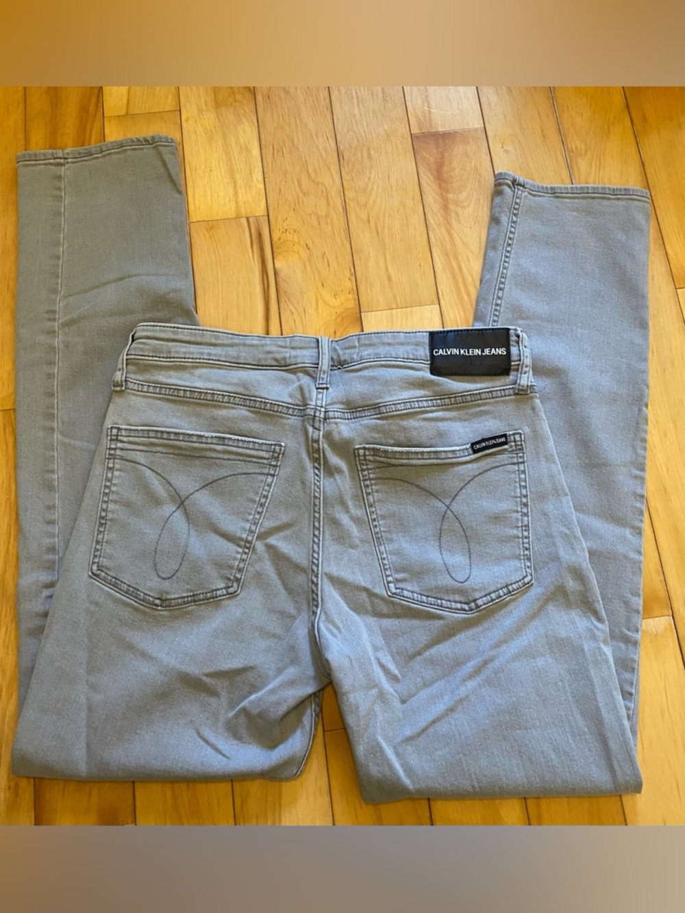 Calvin Klein Jeans Slim Fit - Gray